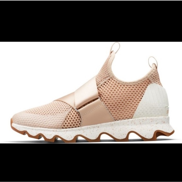 Sorel Kinetic Sneak size 10 neutral beige like new - Picture 3 of 9